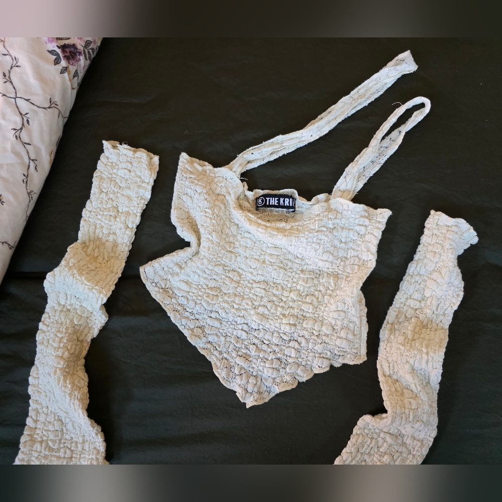 The Kript Asymmetrical Piska Top w Armwarmers